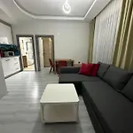 Denize Yakin Konforlu アンタルヤ